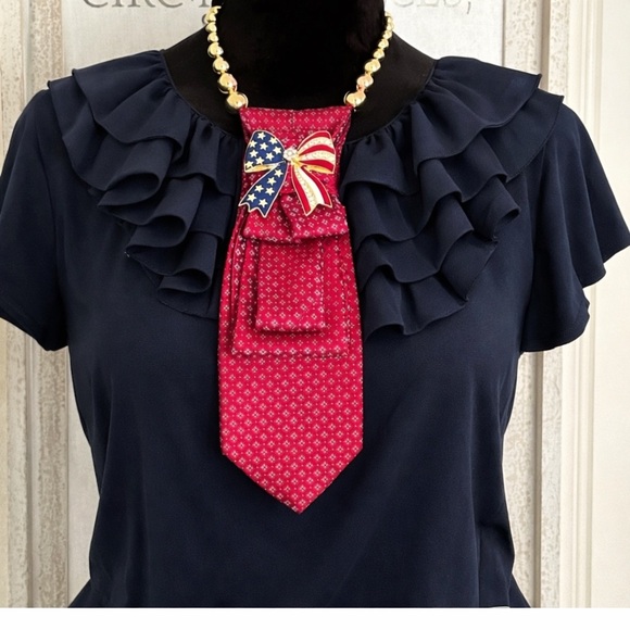 Robert Talbott Necktie Necklace Jeweled Flag Brooch & Gold Beads 4th of July - Picture 6 of 8